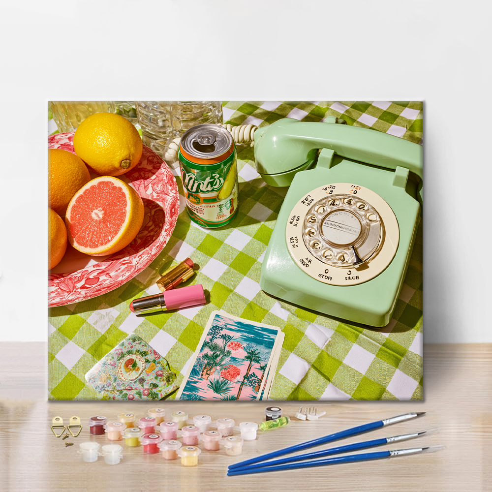 Telefon retro – malowanie po numerach